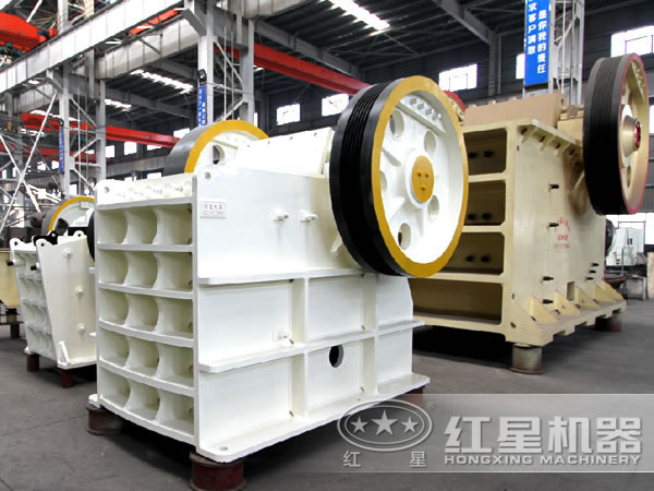 不同規(guī)格下的礦石顎式破碎機