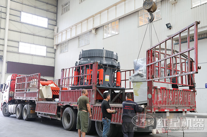 處理細(xì)料的圓錐破碎機(jī)下料口多大，產(chǎn)量是多少？