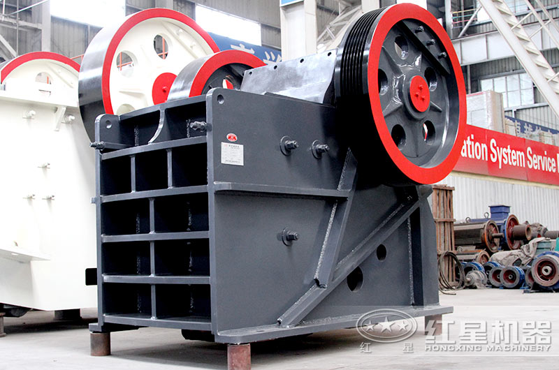 日產(chǎn)1萬噸的石頭破碎機(jī)規(guī)格型號(hào)有哪些？