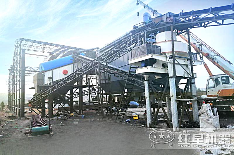 時產(chǎn)200噸的制沙機(jī)生產(chǎn)現(xiàn)場