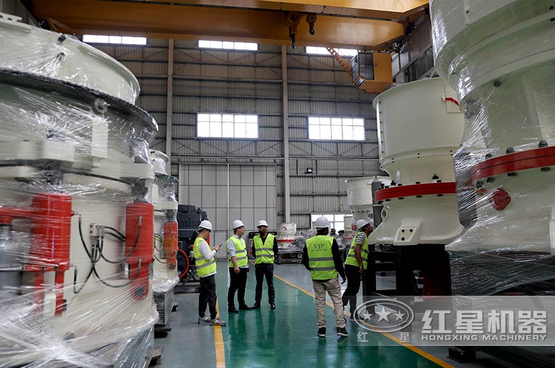 時(shí)產(chǎn)1000噸破碎機(jī)生產(chǎn)線的設(shè)備布置圖，附現(xiàn)場(chǎng)生產(chǎn)視頻