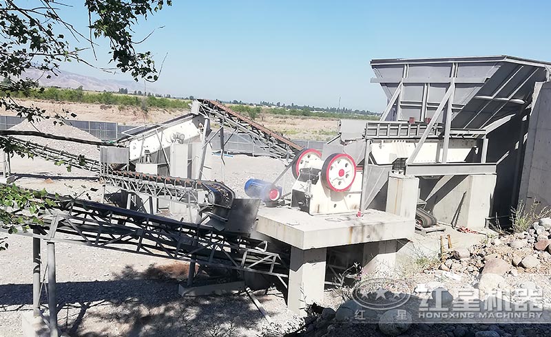礦山鄂式破碎機價格一臺是多少錢？詳看紅星破碎機2021新報價